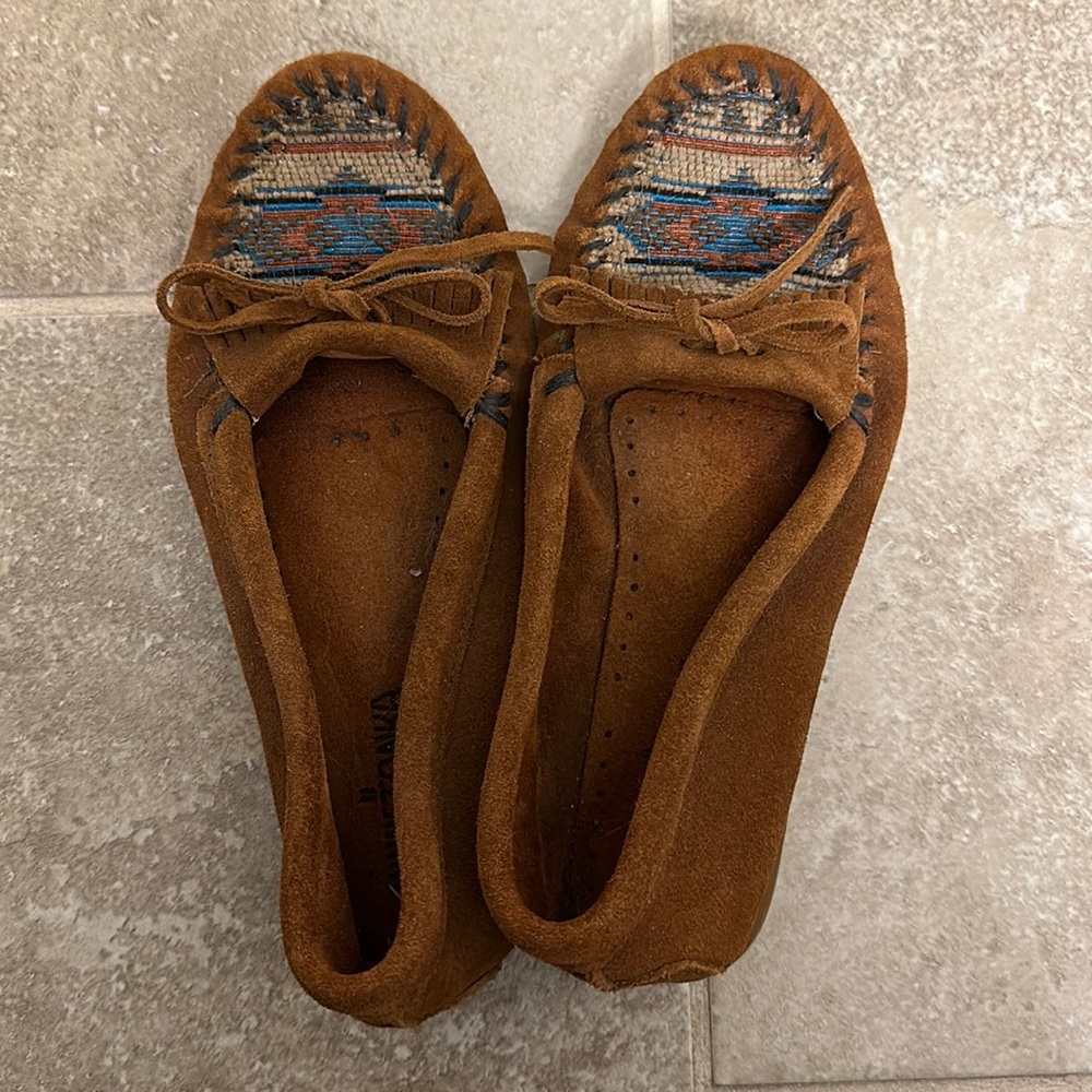 Women’s MINNETONKA loafers